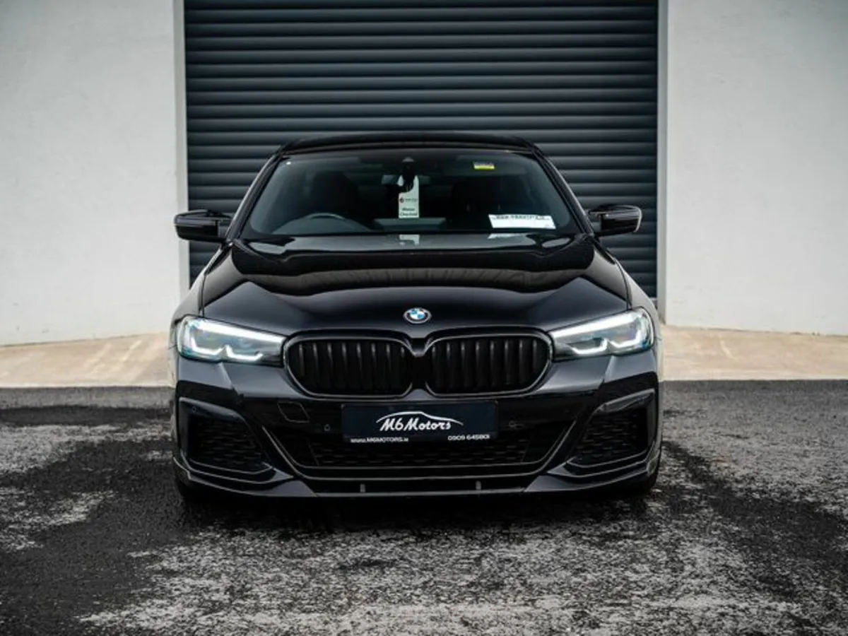 BMW 5-Series 520D M SPORT - Image 3