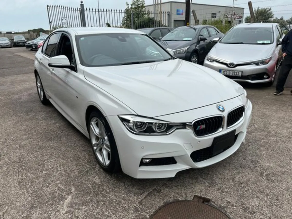 BMW 3-Series 320i msport - Image 2