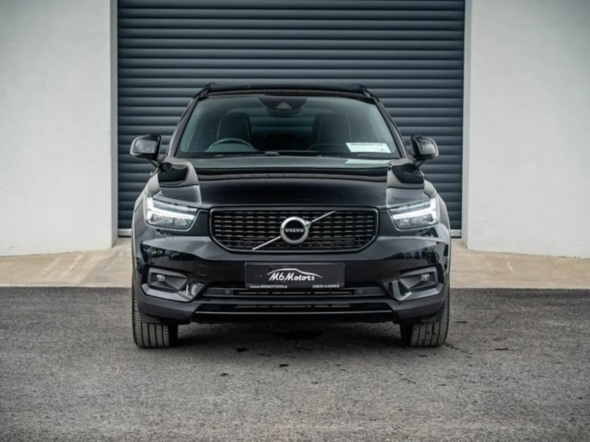Volvo XC40 RECHARGE T4 R-DESIGN - Image 2