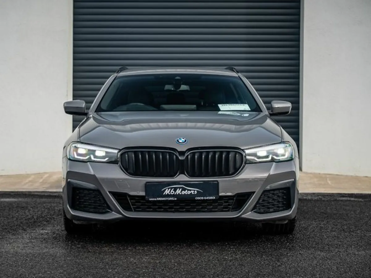 BMW 5-Series 530E M SPORT - Image 2