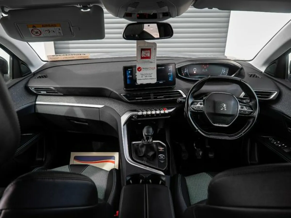 Peugeot 3008 BLUEHDI S/S ALLURE PREMIUM - Image 4