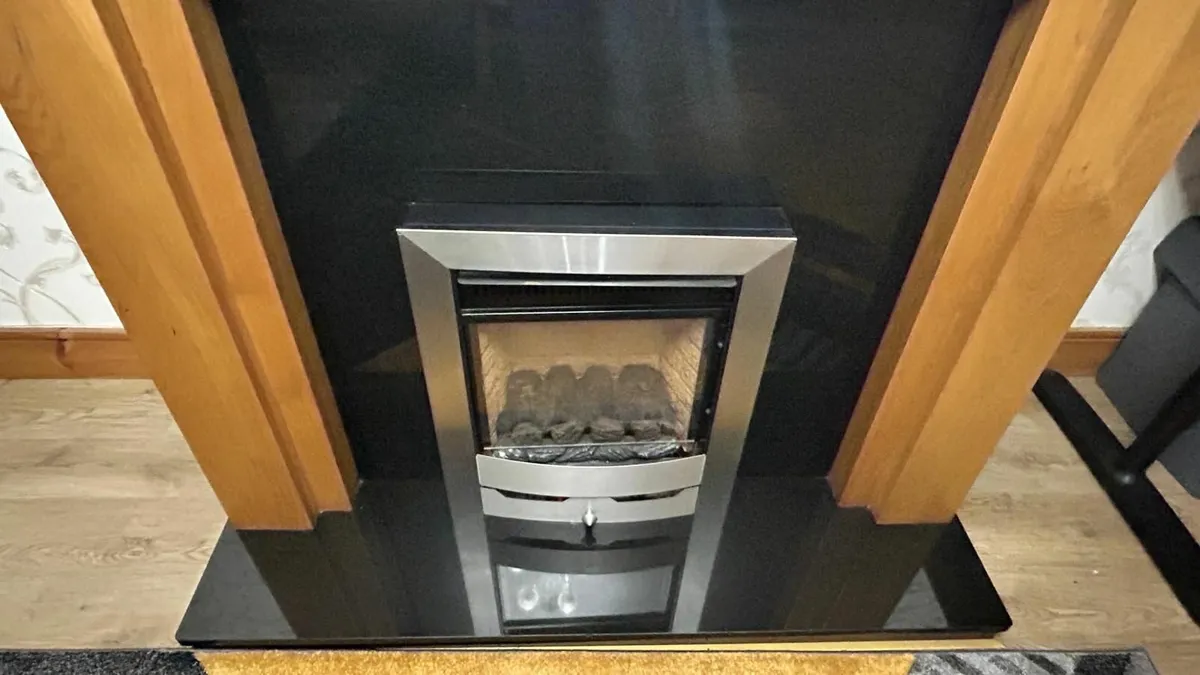🔥 URGENT SALE – Kilkenny Livings Fireplace - Image 4