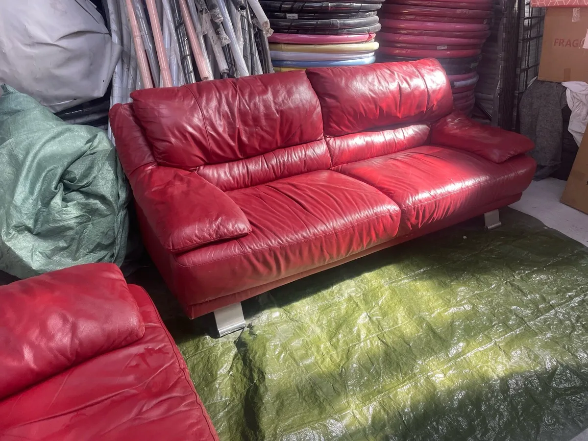 3 seater sofa + Armchair - Free to take a way - Image 1