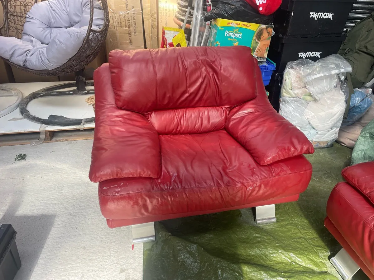 3 seater sofa + Armchair - Free to take a way - Image 4