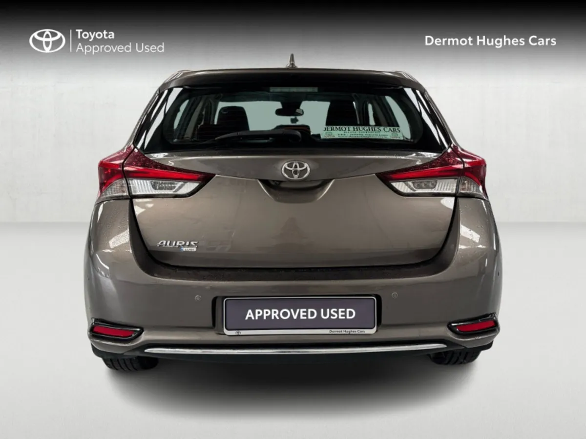 Toyota Auris 1.4 D4D LUNA 5DR - Image 4