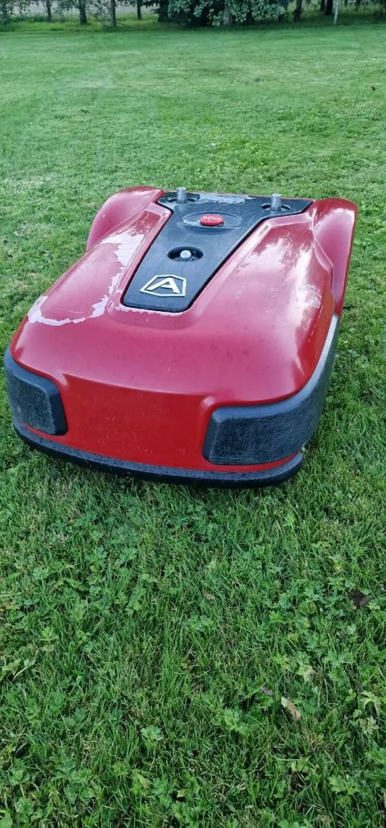 Robotic lawnmower Ambrogio L350i Elite - Image 1