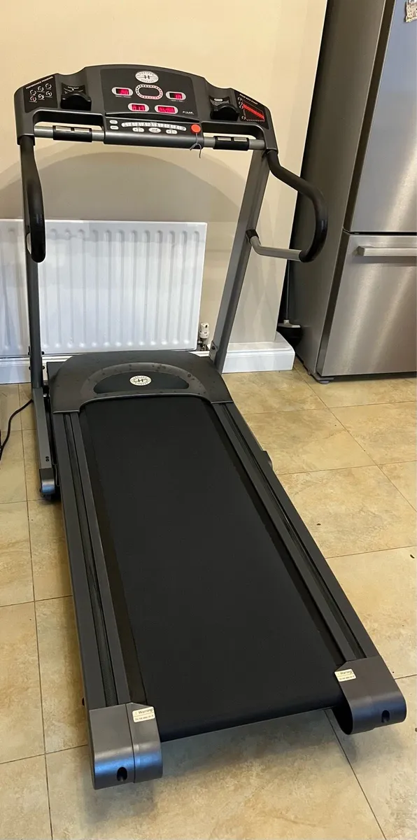 Horizon Quantum II treadmill 134kg user cap - Image 1