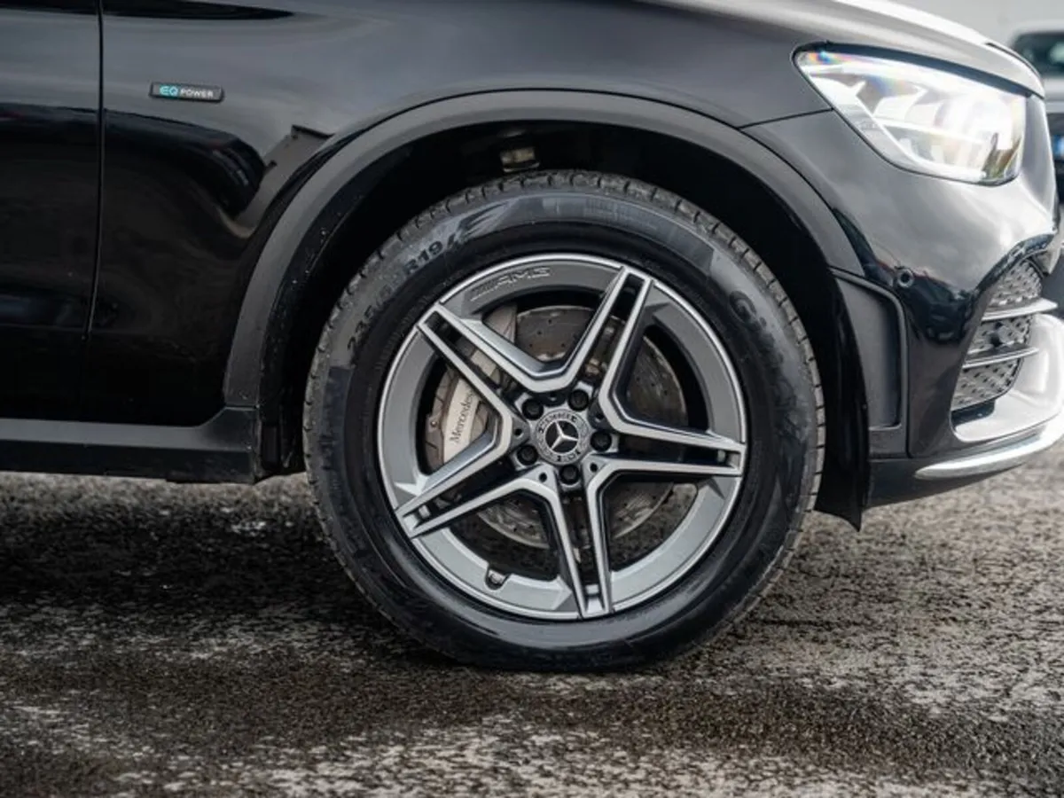 Mercedes-Benz GLC GLC 300 DE 4MATIC AMG LINE - Image 4