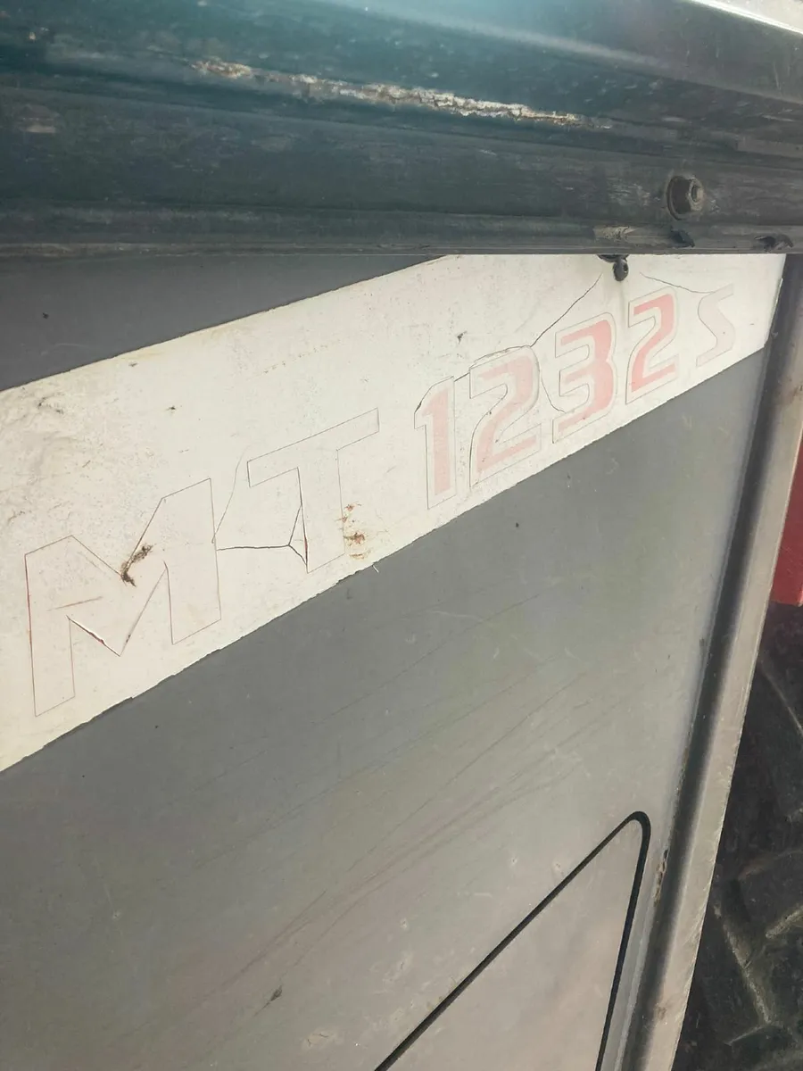13 M - Image 1