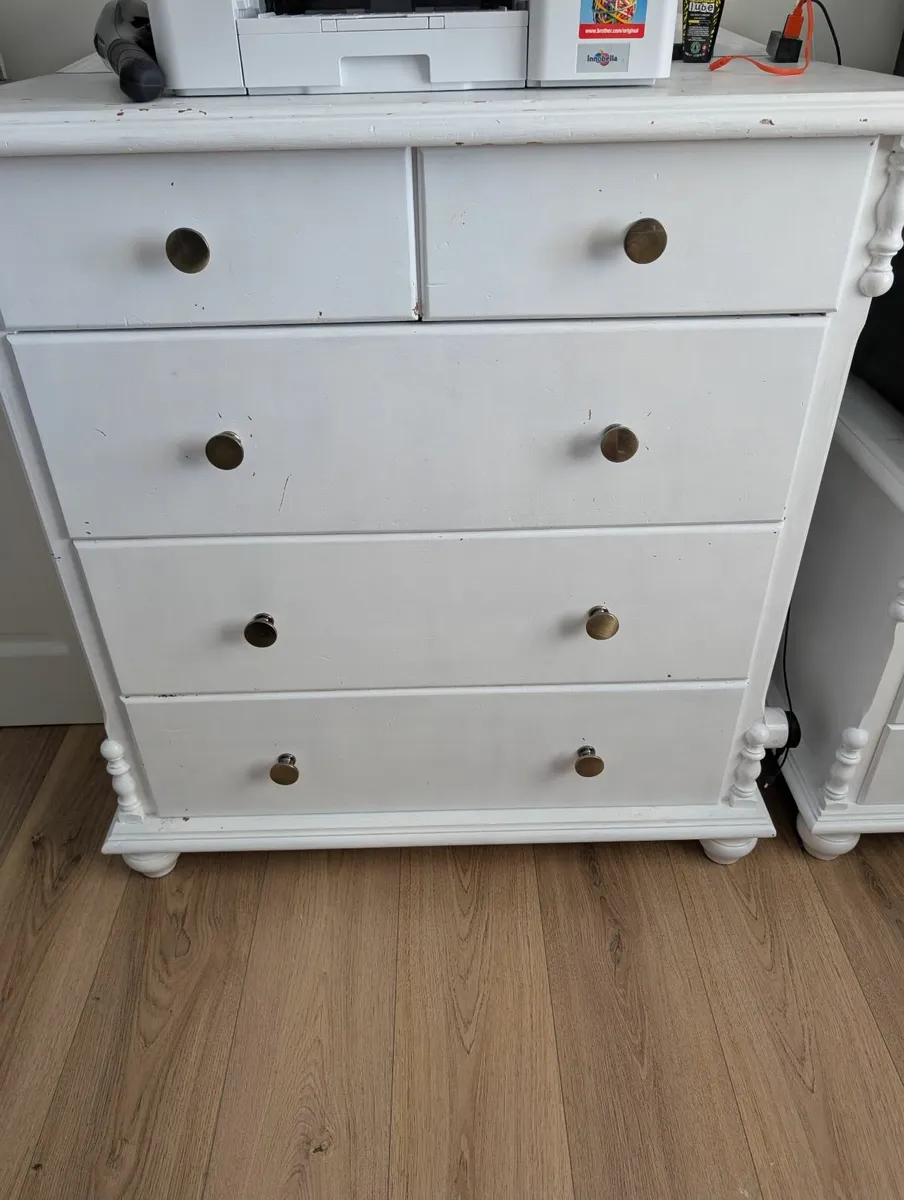 Drawers & 2 Bedside Lockers - Image 1