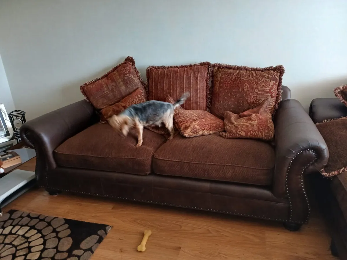 Sofa - Image 2