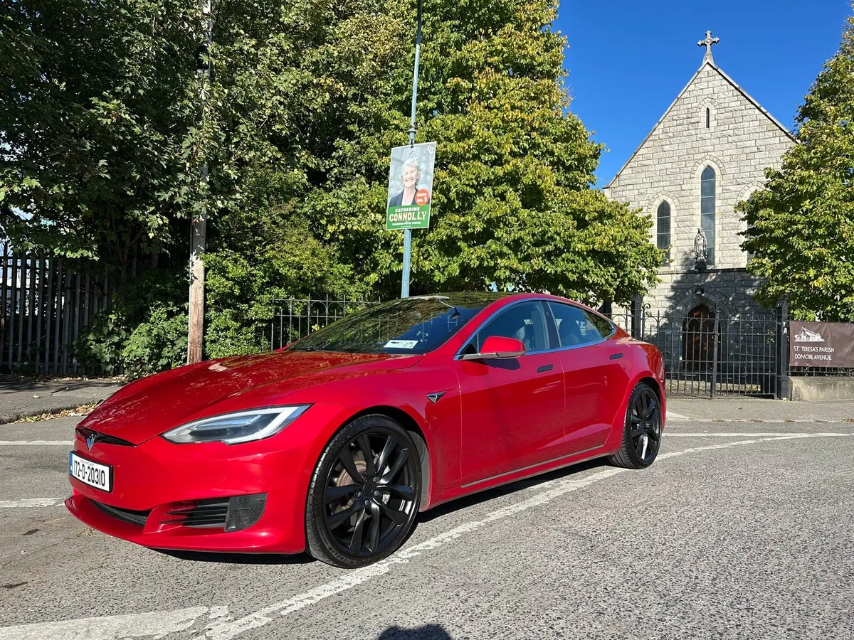 Tesla Model S 75 - Image 2