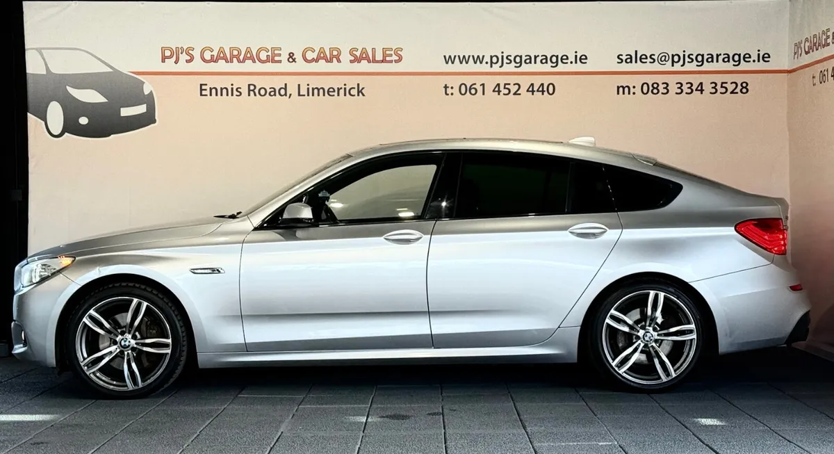 BMW 5-Series 2012 - Image 4