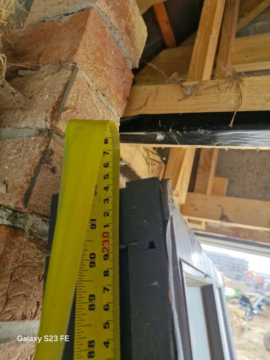 Front entrance door - Image 4