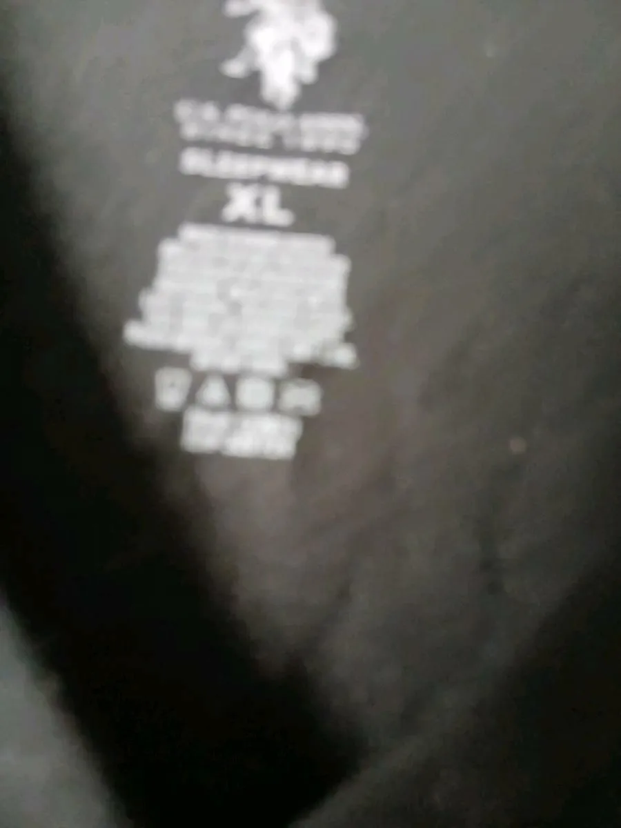 Mans top - Image 2
