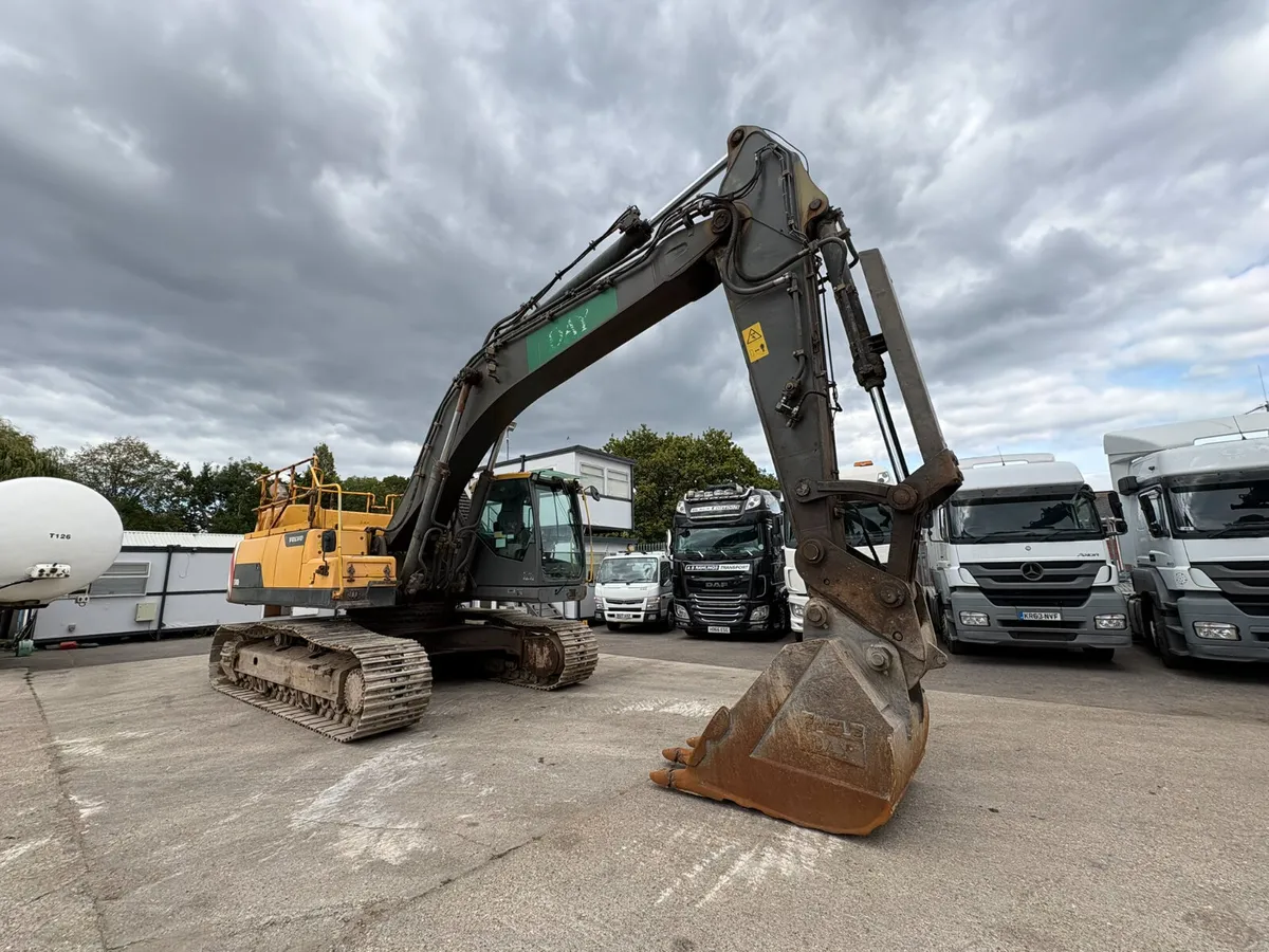 VOLVO EC380DL - Image 3