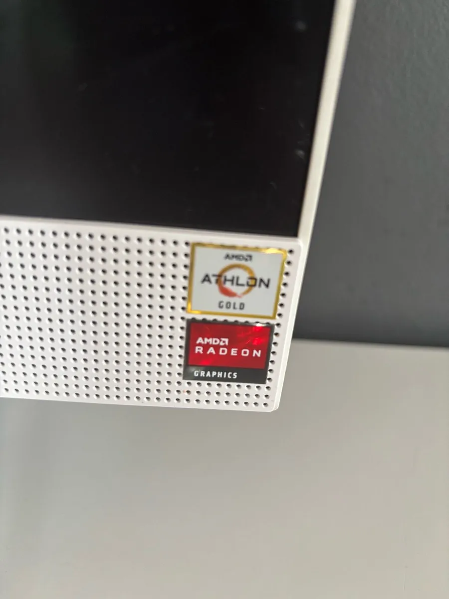 HP All in one computer - Image 2