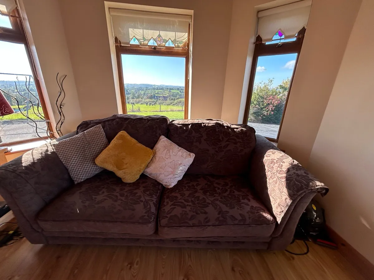 2 x sofas - Image 1