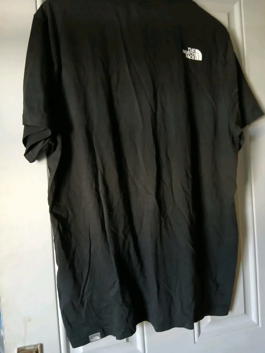 Mans top - Image 2