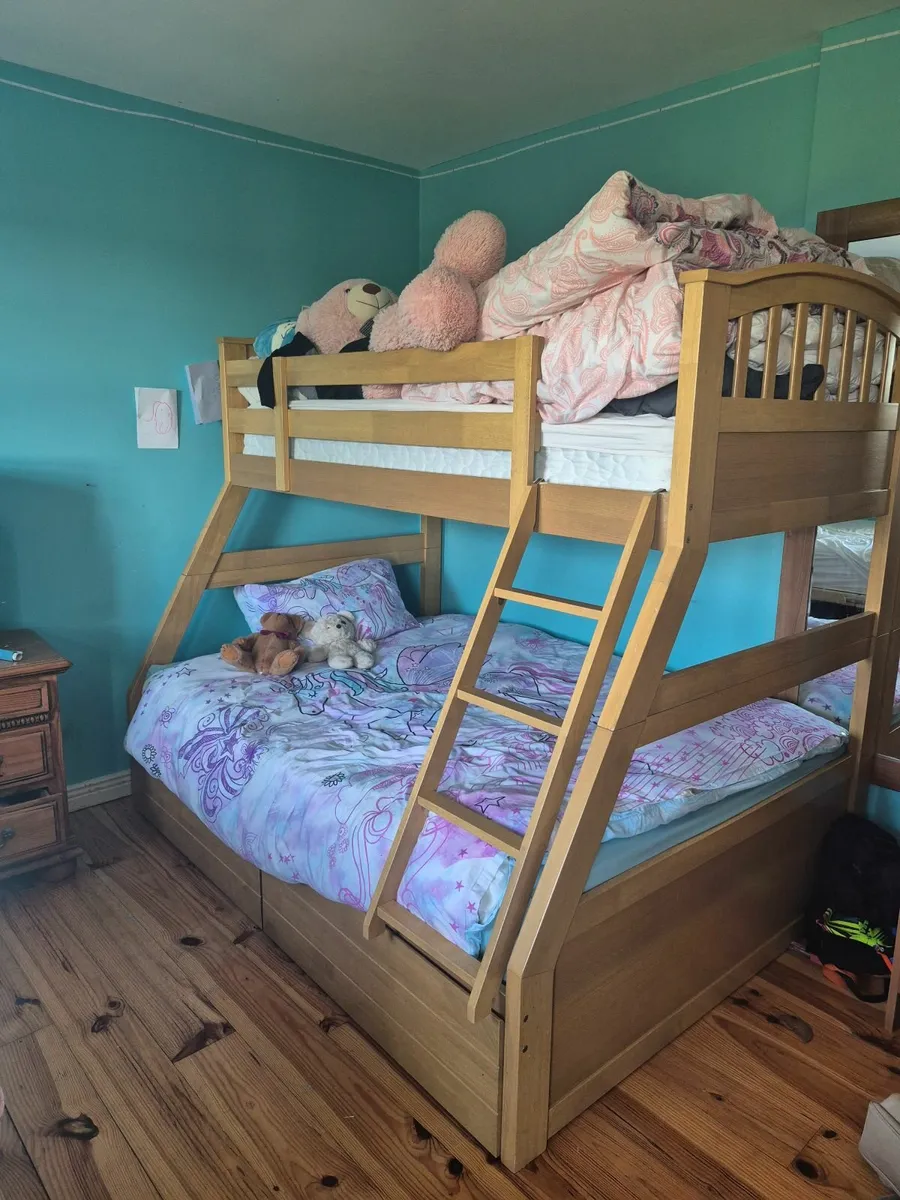 Bunkbed - Image 1