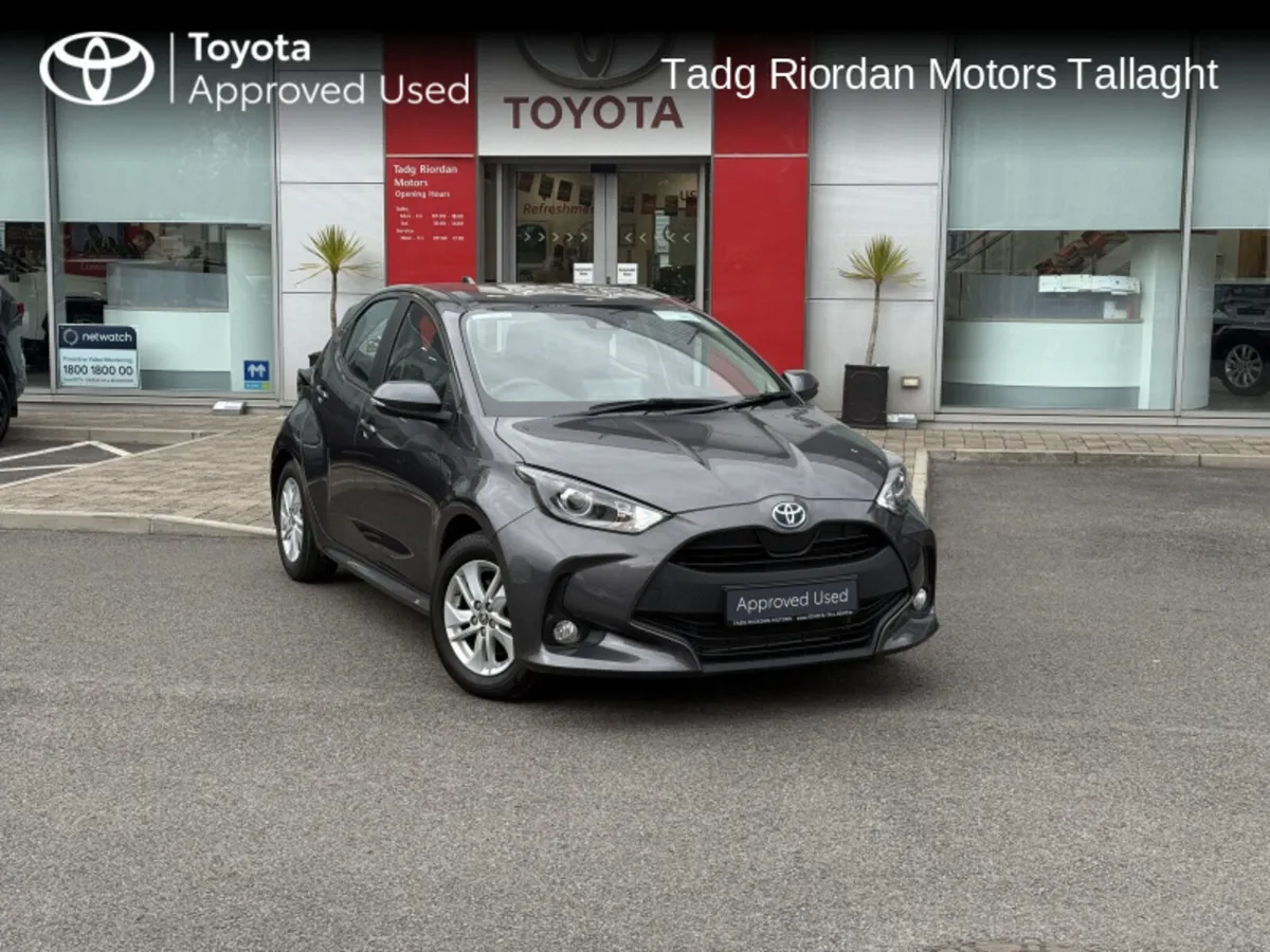 Toyota Yaris 1.5 HYBRID LUNA *** LOW MILEAGE *** - Image 1