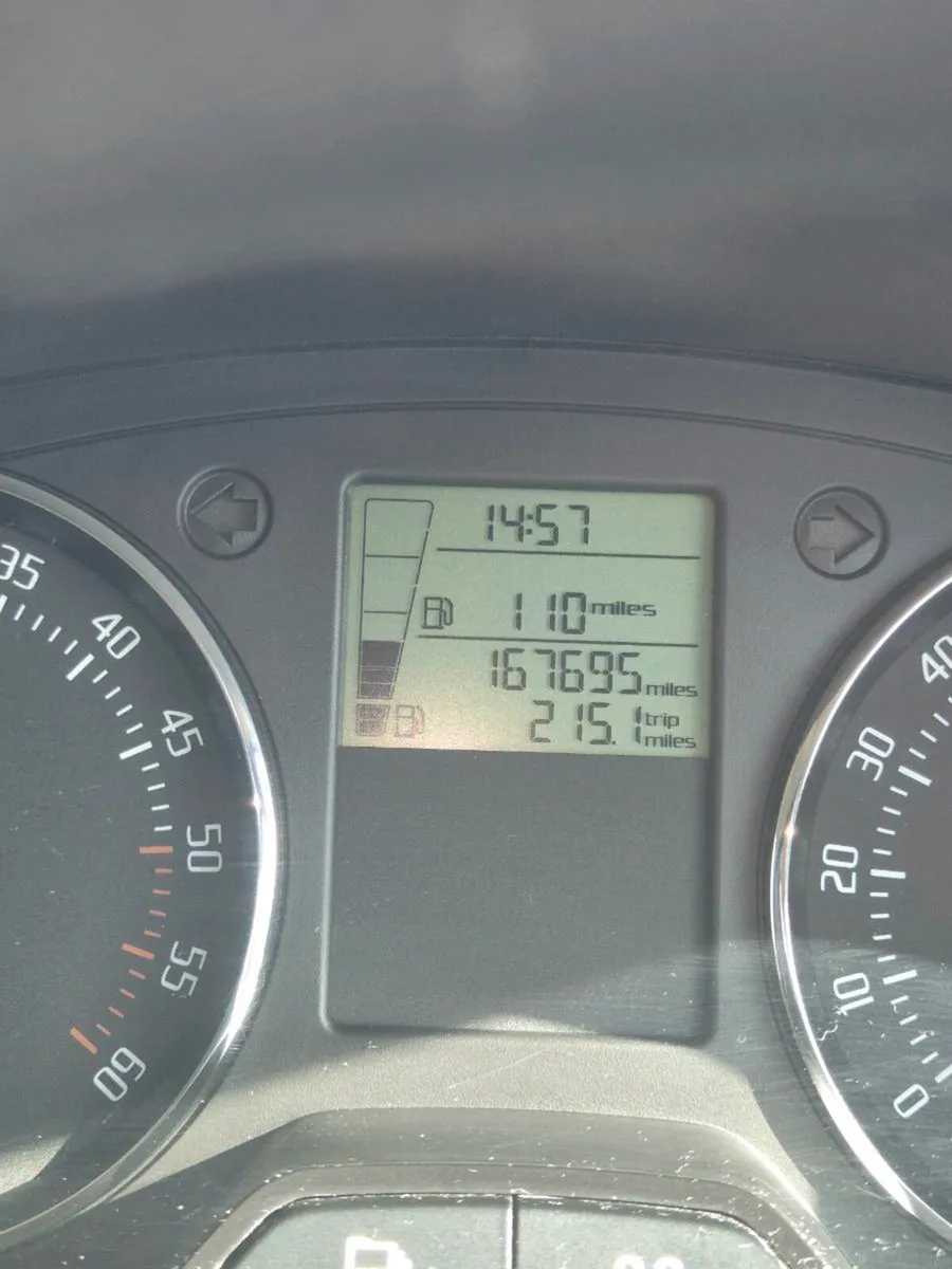 141 skoda fabia (need gone) - Image 4