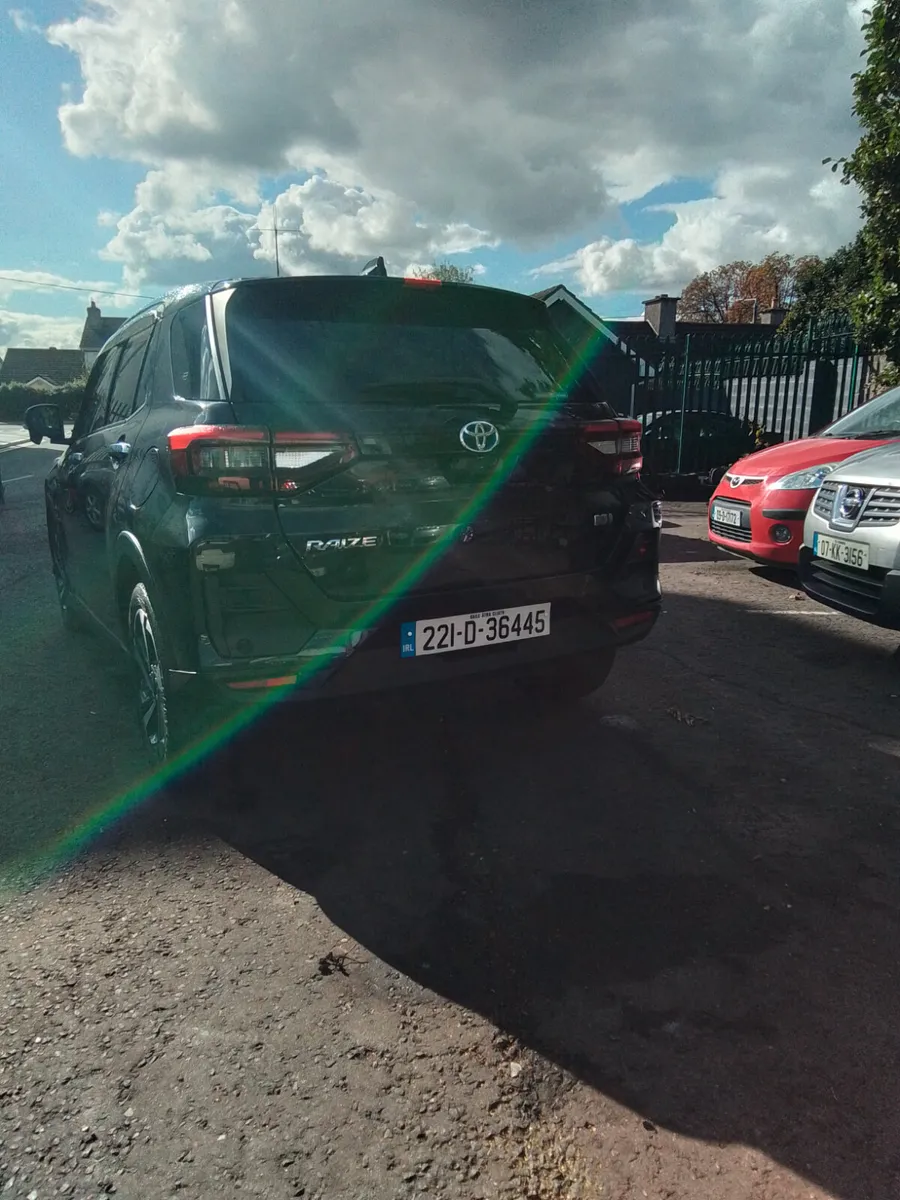 Toyota corolla crossover (raize) - Image 4