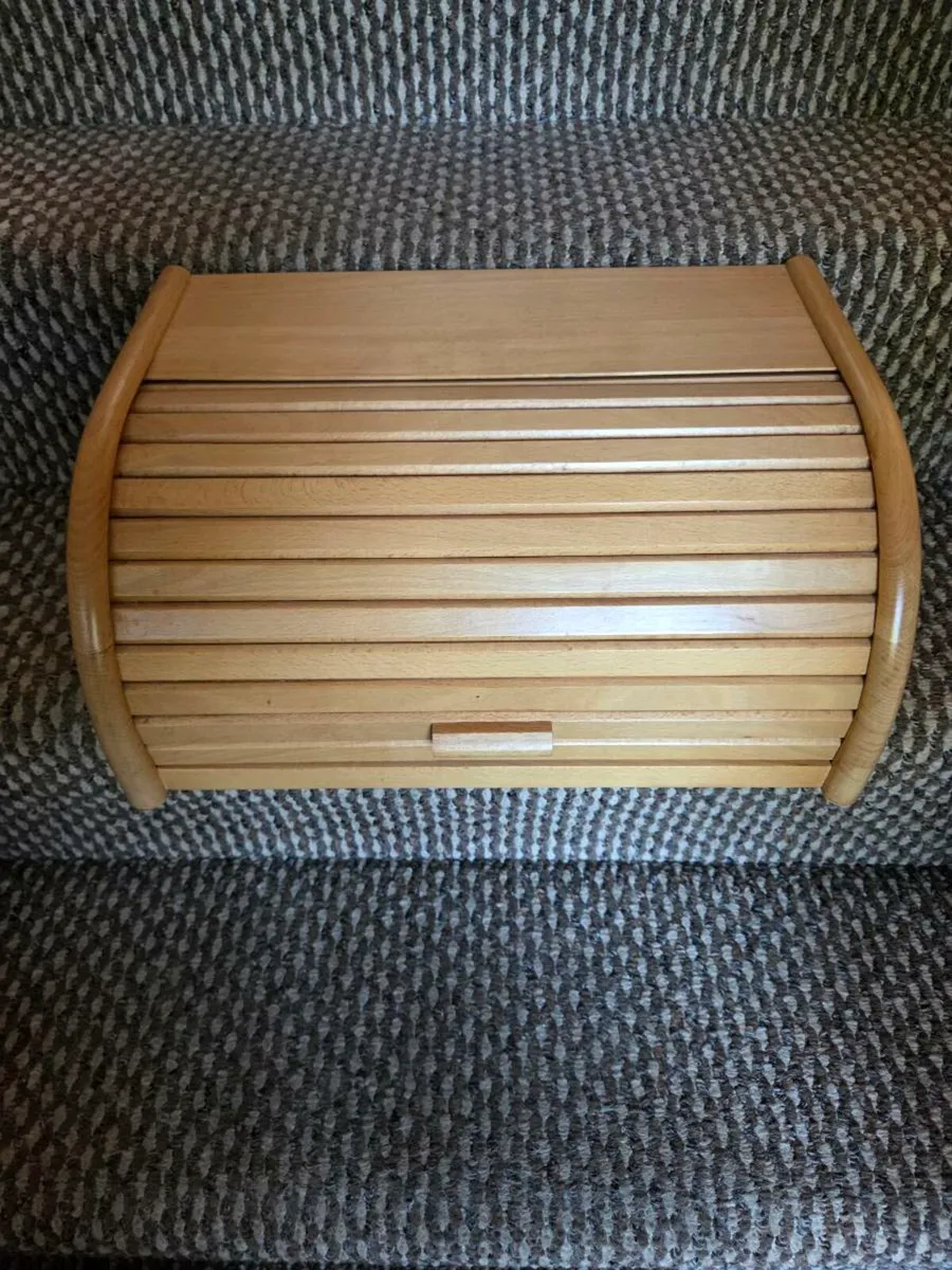Bread box - Image 1