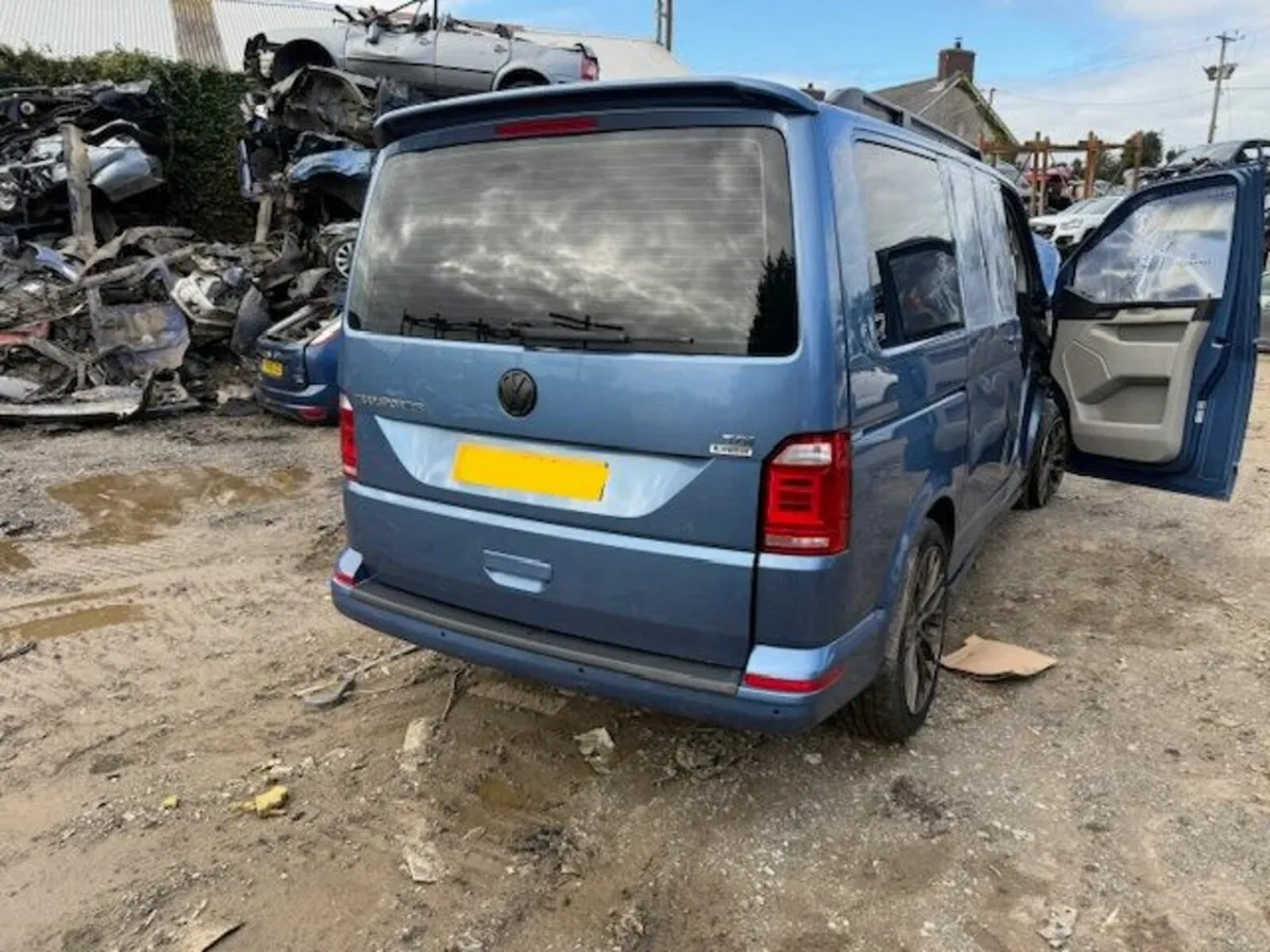 2015 VOLKSWAGEN TRANSPORTER 2.0L-D - Image 1