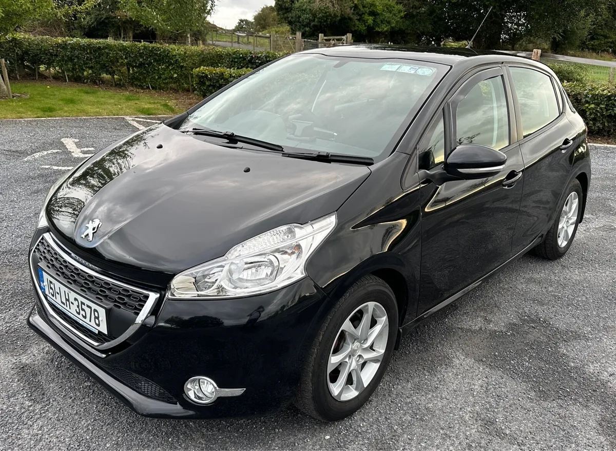 Peugeot 208 1.0P NEW NCT - TAX, LOW MILEAGE - Image 2