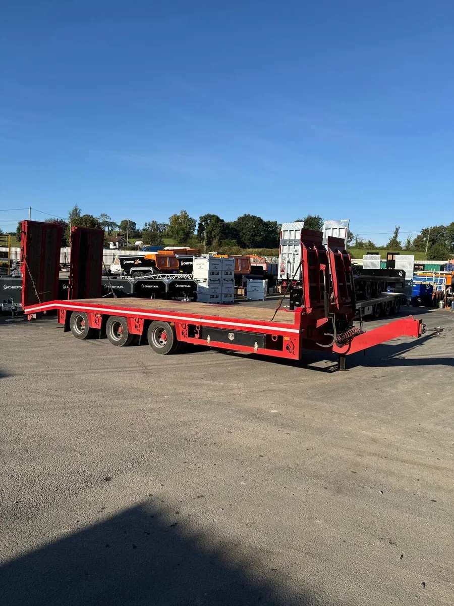 Chieftain commercial drawbar Lowloader 2017 model - Image 2