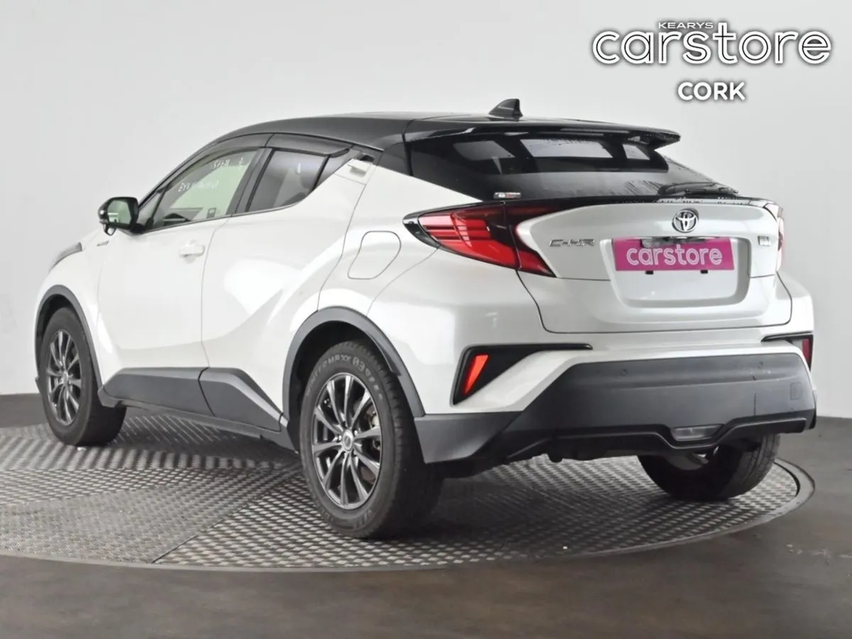 Toyota C-HR 1.8 Hybrid Auto - Image 4