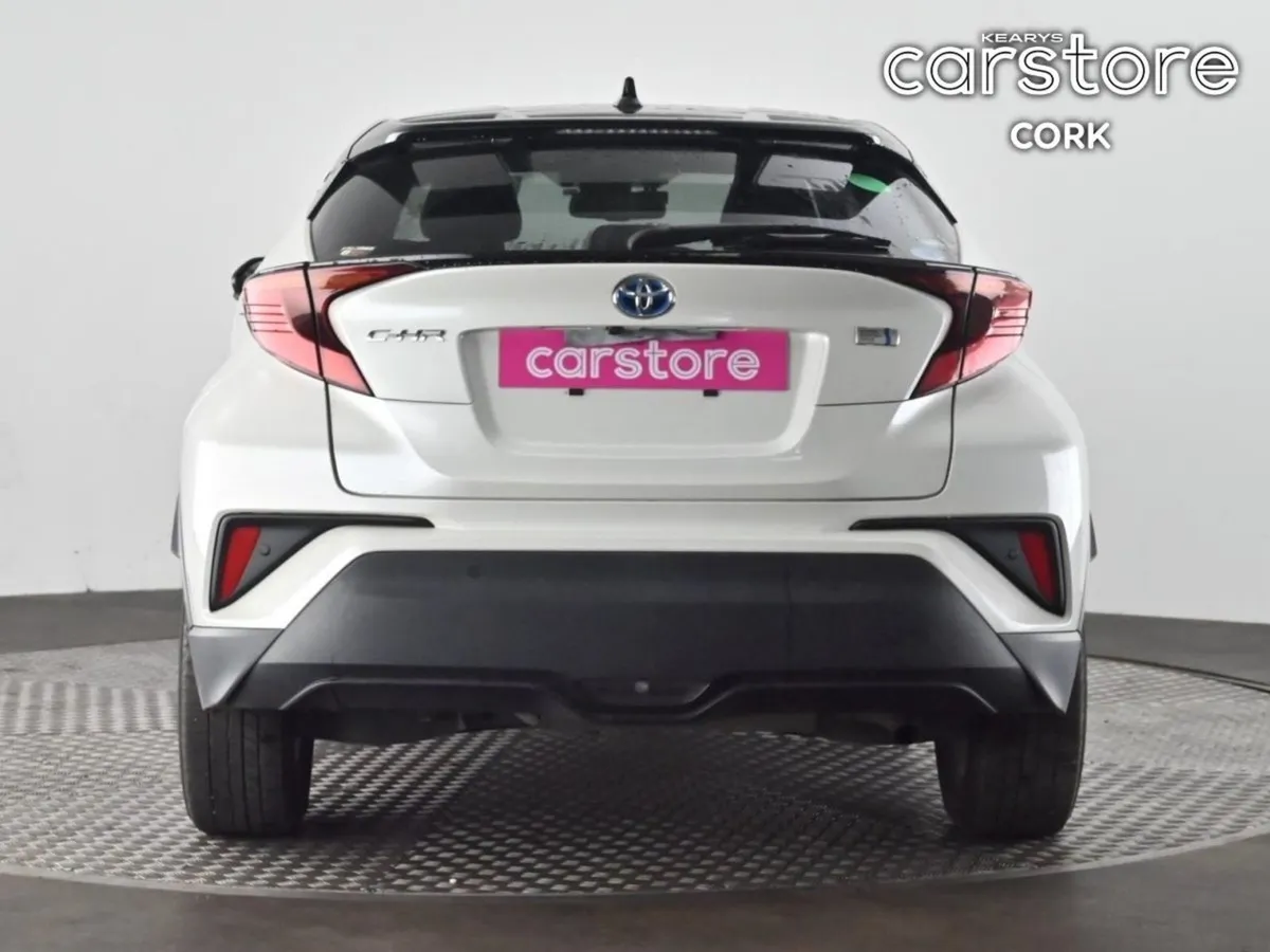 Toyota C-HR 1.8 Hybrid Auto - Image 4