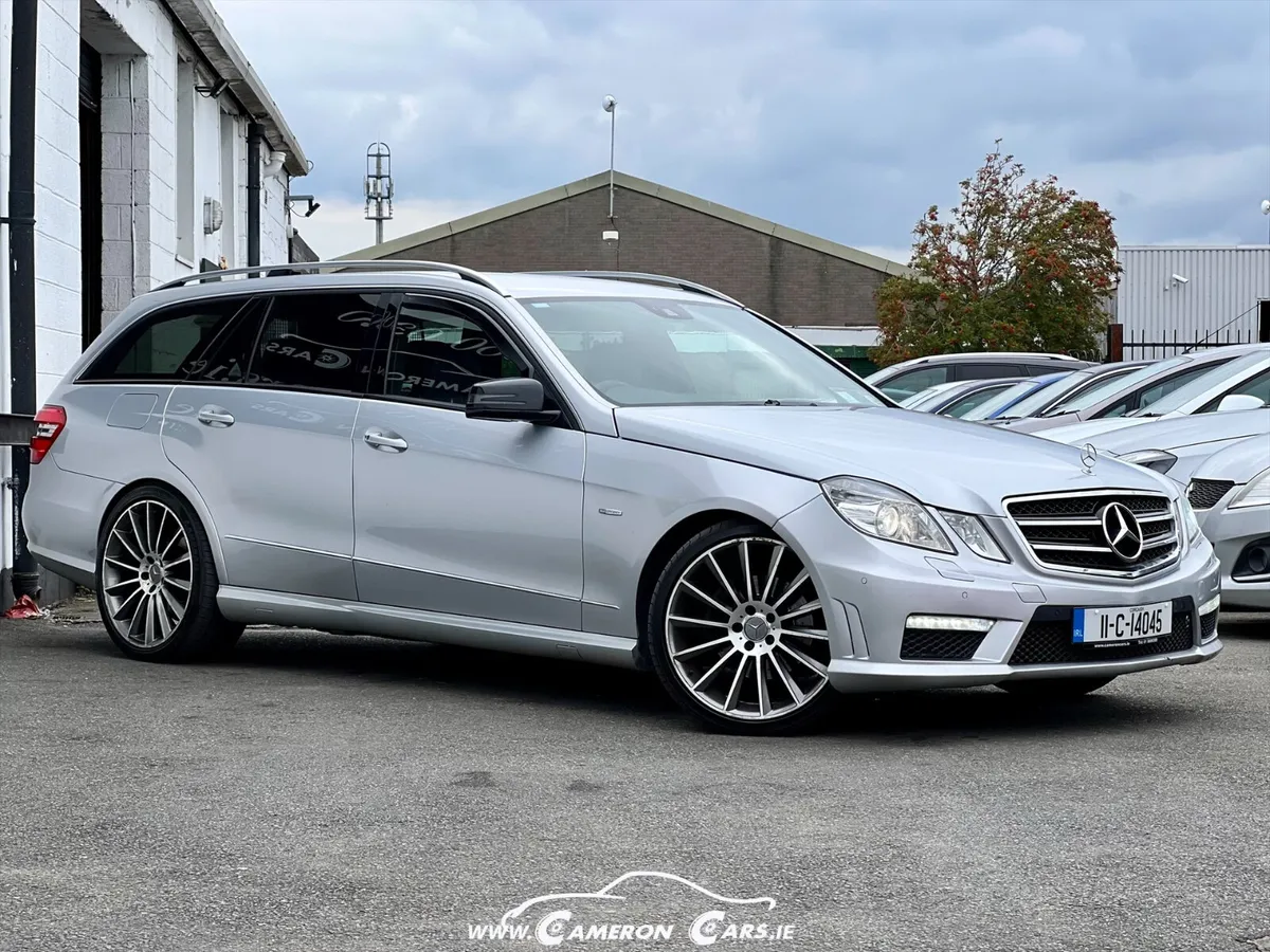 MERCEDES BENZ E350 DIESEL V6 AMG LINE - Image 4