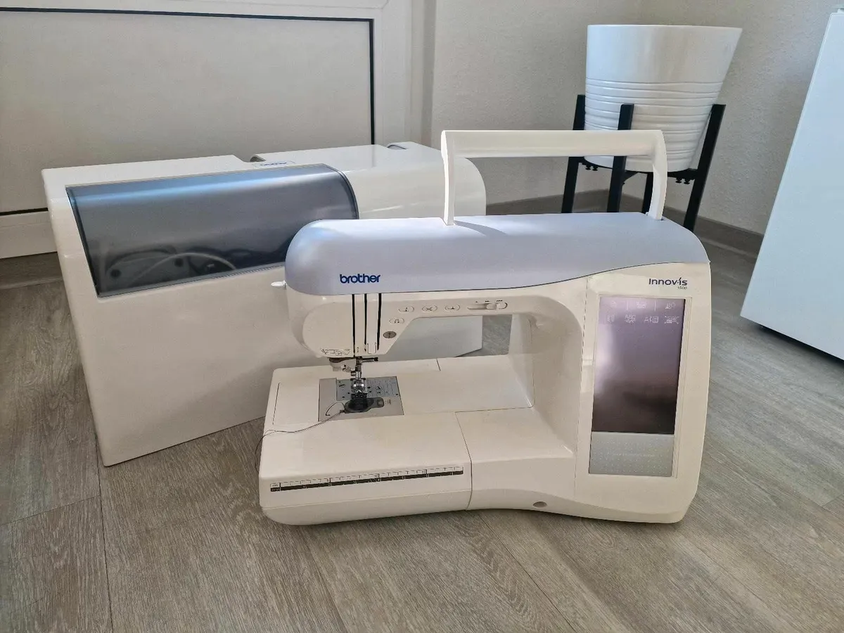 Brother Innov-is 1500 Sewing Embroidery Machine - Image 1
