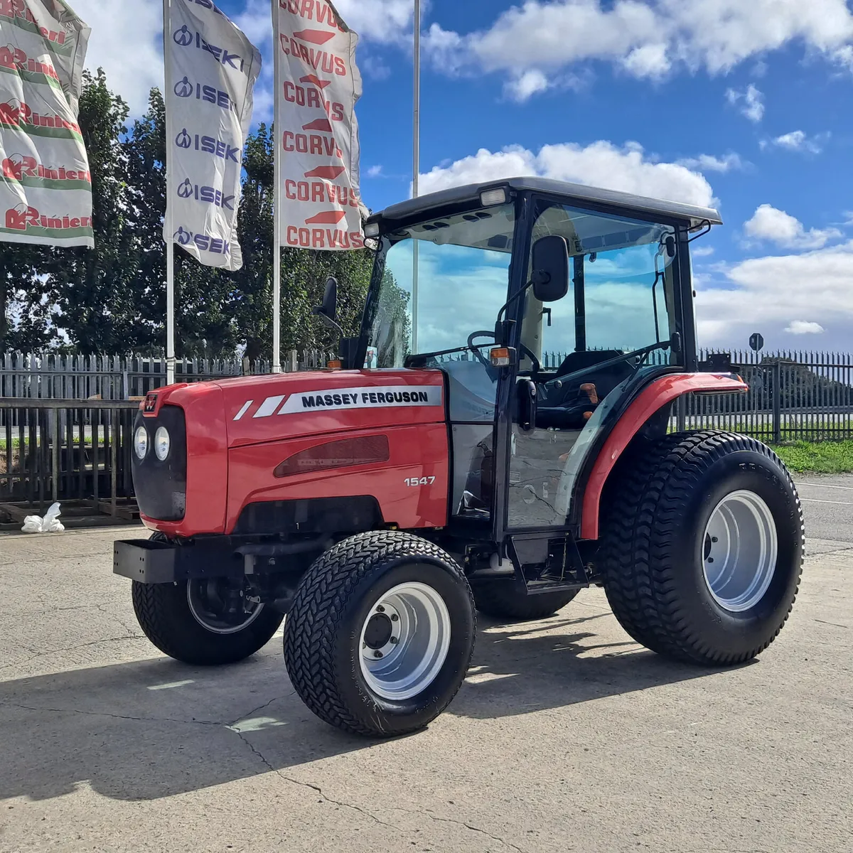 Massey Ferguson 1547 Compact Tractor - Image 2