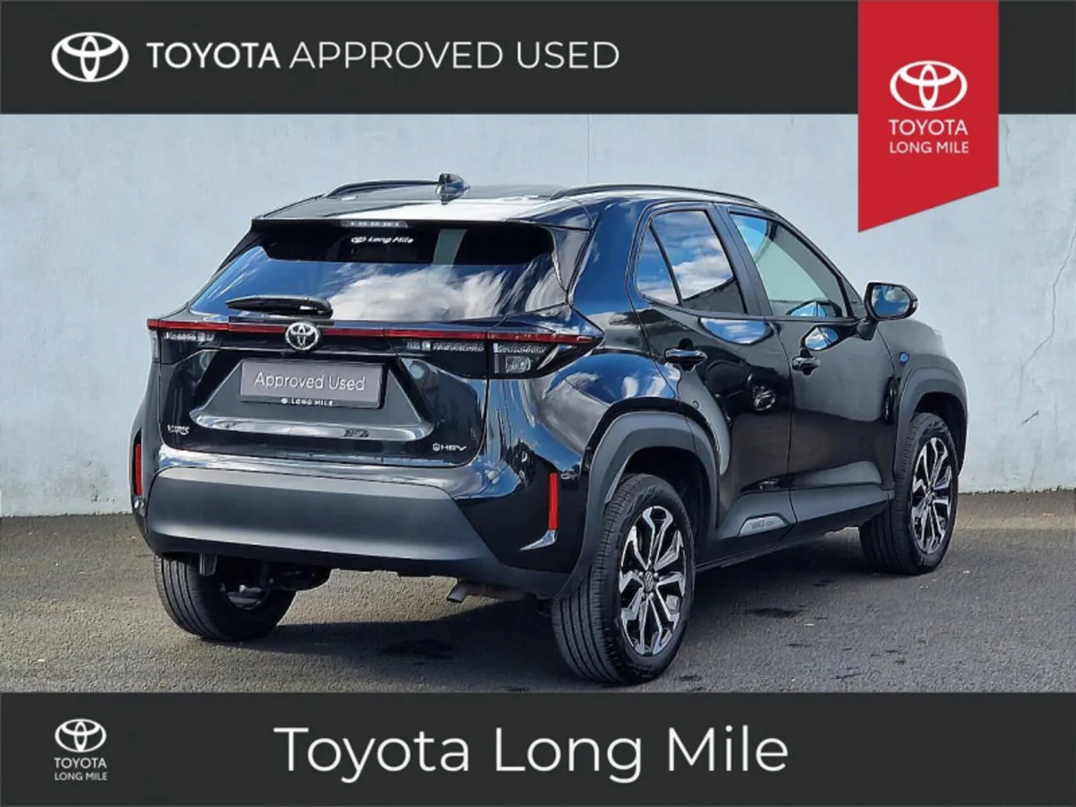 Toyota Yaris Cross 1.5 Hybrid Luna Sport 5dr - Image 3