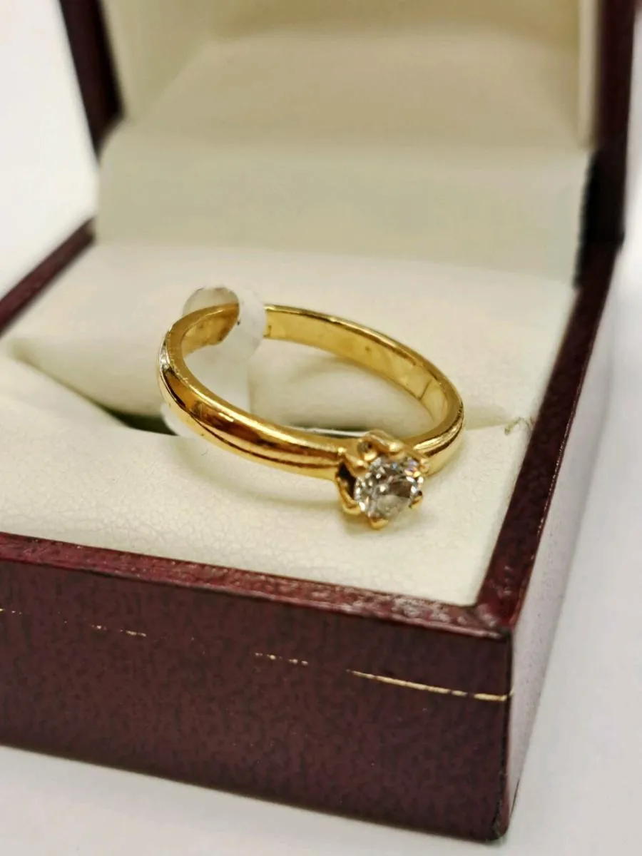 18K Gold Diamond Ring 18Ct - Image 3
