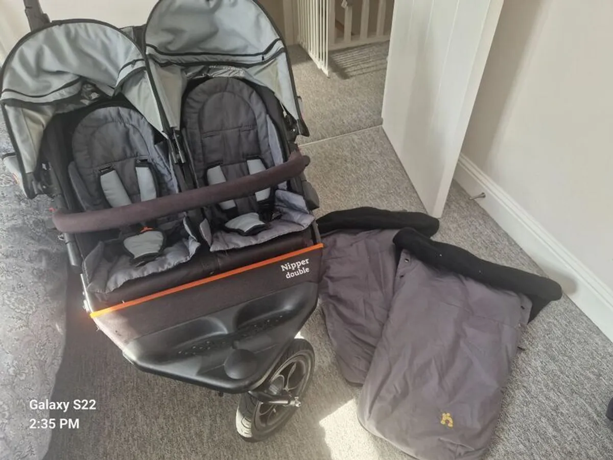 Out N About Nipper V5 Double - Image 2