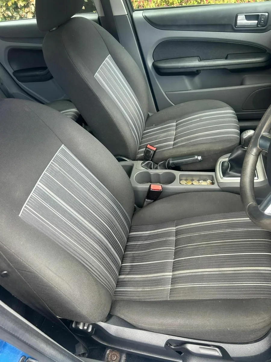 Ford Focus 2009 - Image 4