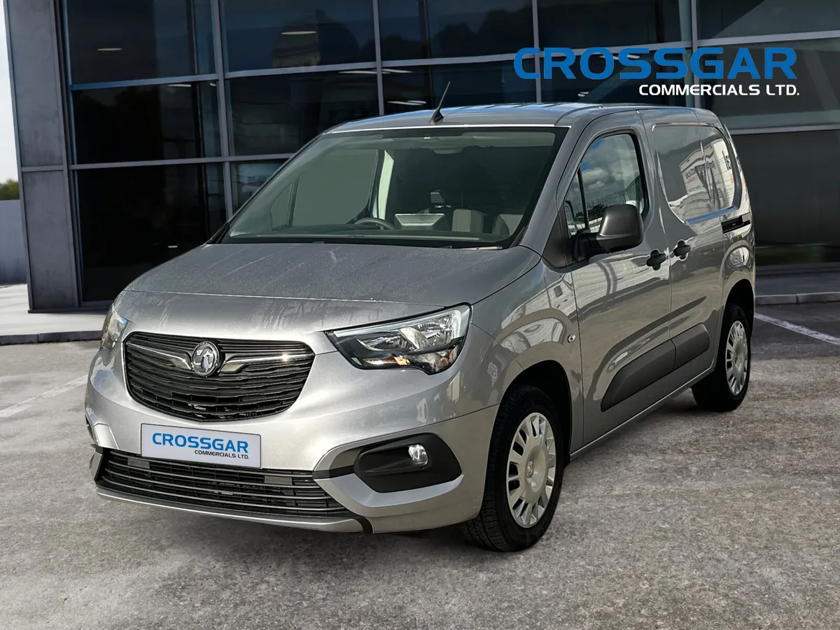 ONLY 15 K MILES NO IMPORT TARIFF INTO ROI - Image 2