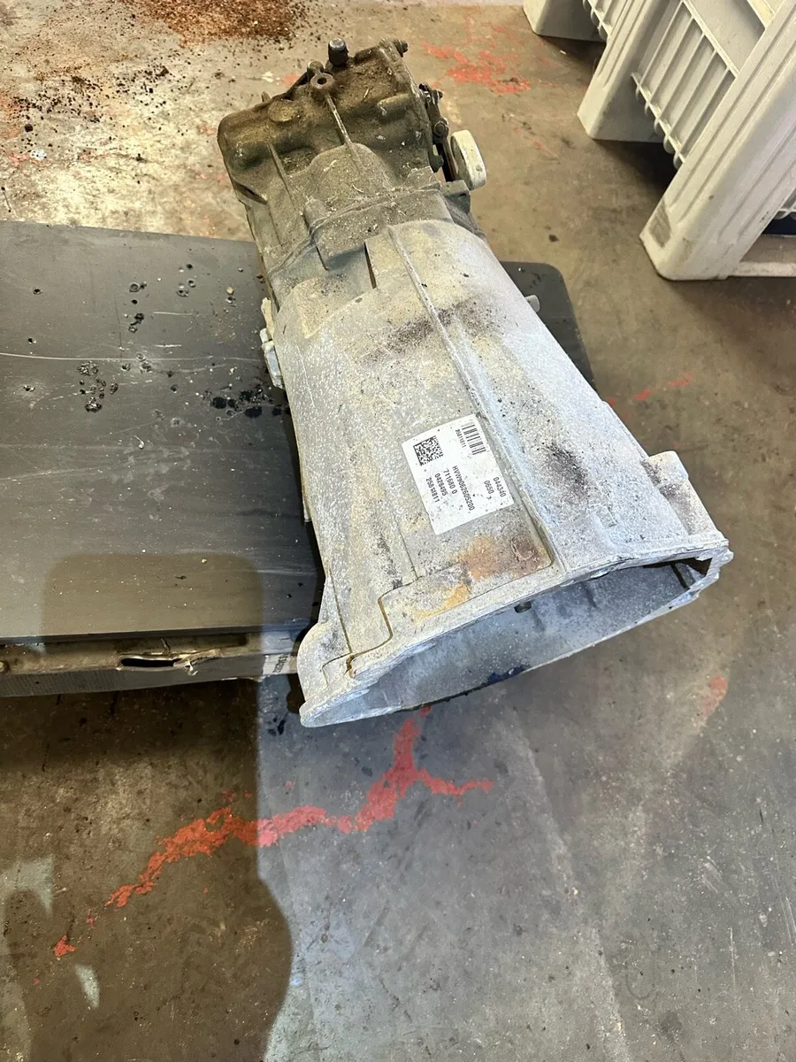 Gearbox Crafter 12-17 6 speed - Image 1