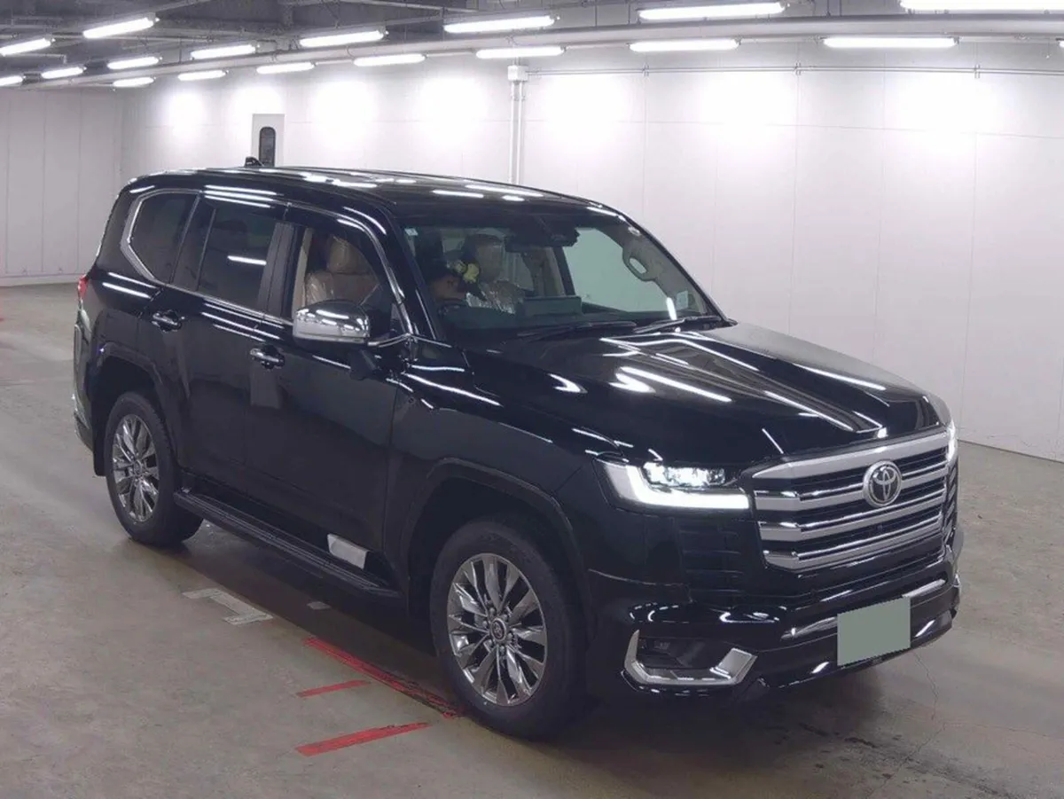 Toyota Land Cruiser AMAZON 3.3 DIESEL AUTOMATIC // - Image 1