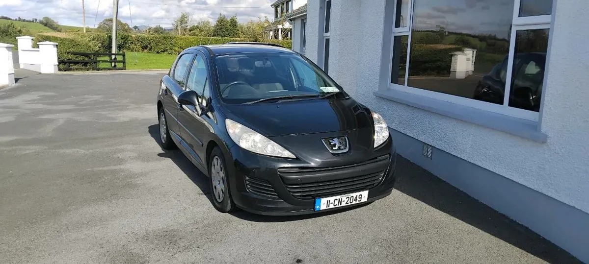 Peugeot 207 - Image 1