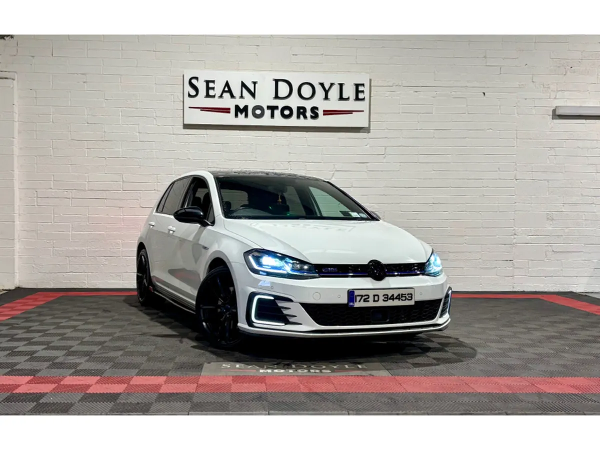 Volkswagen Golf 1.4 TSI GTE MK7.5 204PS PHEV AUTO - Image 1