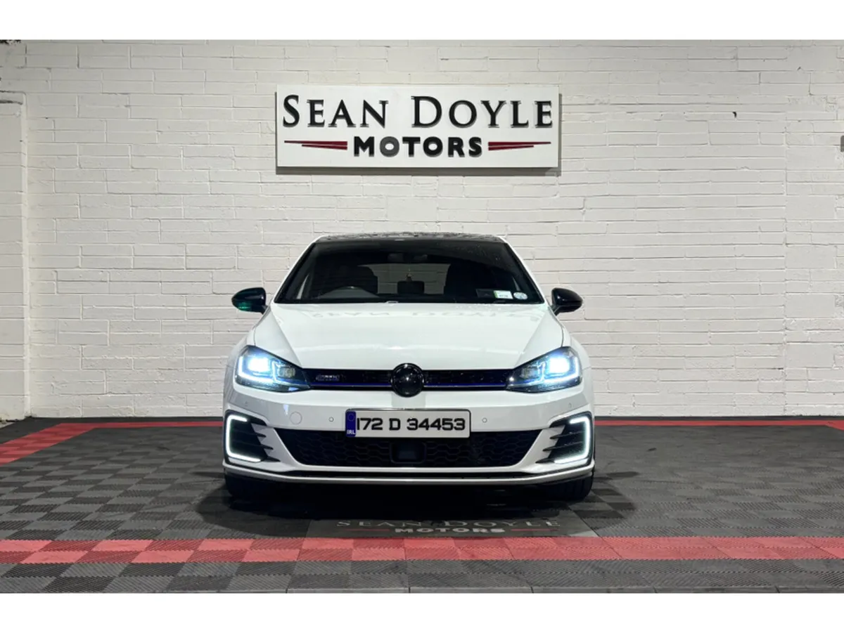 Volkswagen Golf 1.4 TSI GTE MK7.5 204PS PHEV AUTO - Image 3