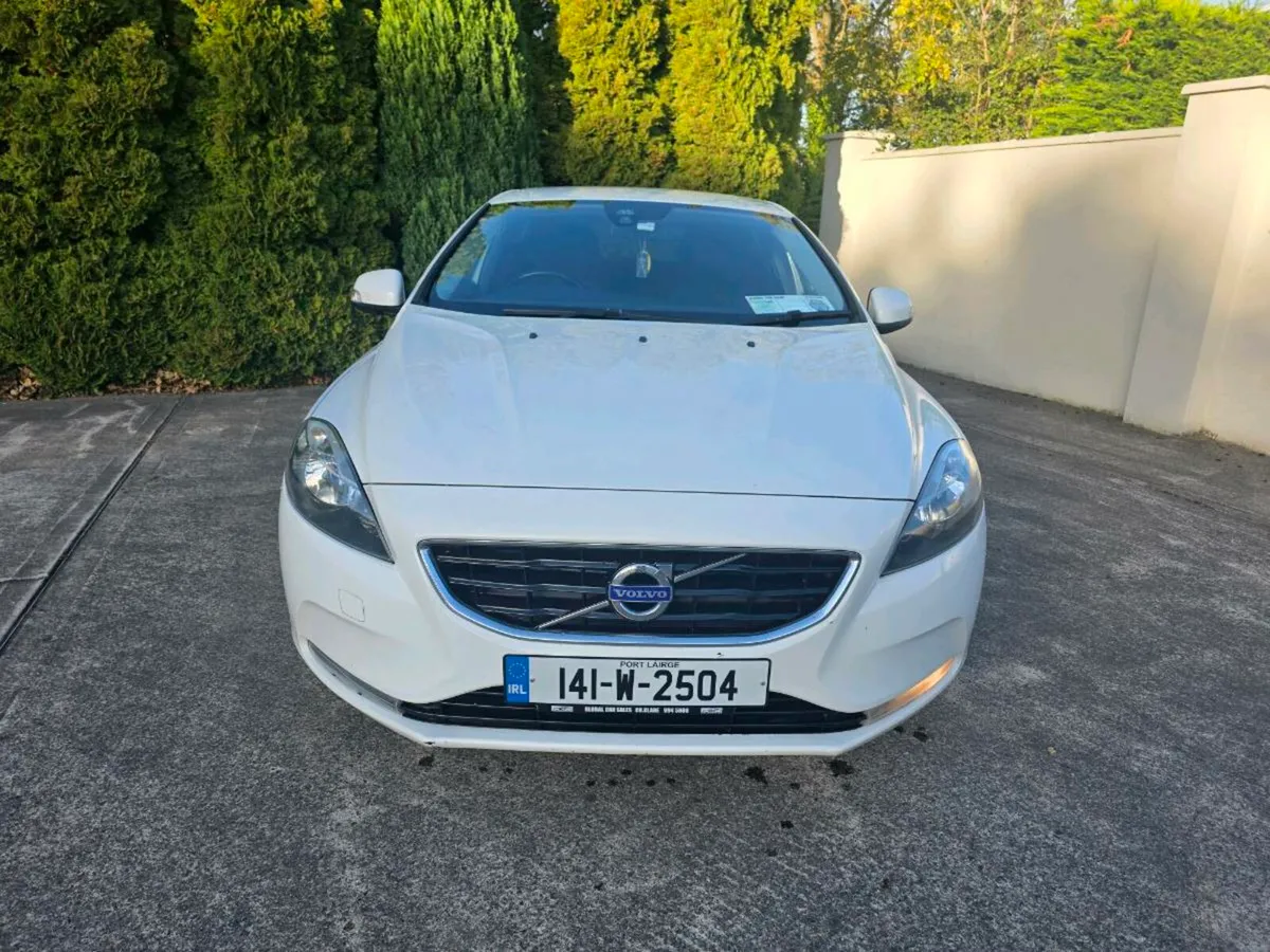 2014 VOLVO V40 40 SERIES 1.6 D2 ES NAV 115HP - Image 2