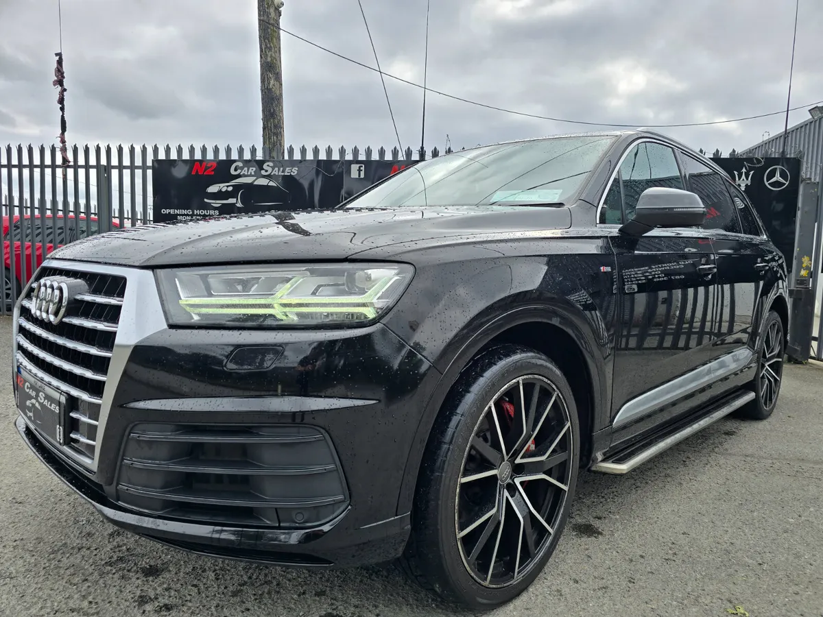 Audi Q7 / 7 SEATER - Image 2