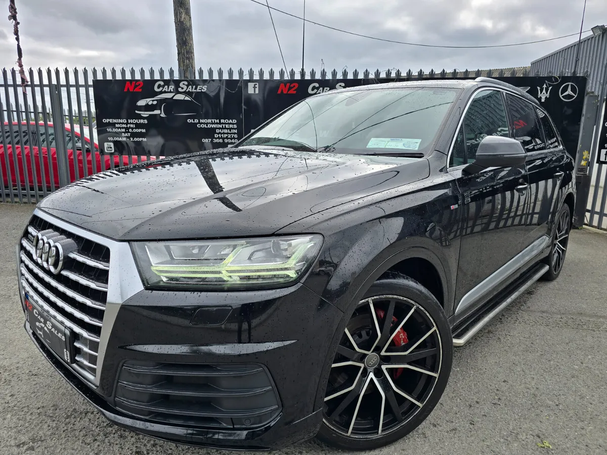 Audi Q7 / 7 SEATER - Image 1