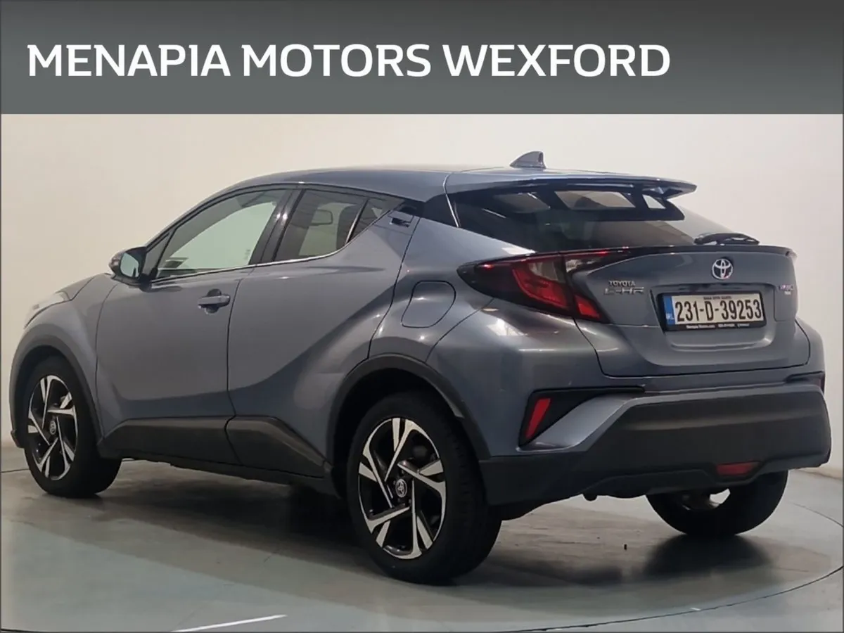 Toyota C-HR 1.8 Hybrid Sport - Image 4